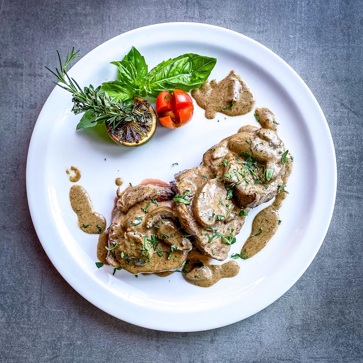 filete-salsa-funghi-le-due-torri